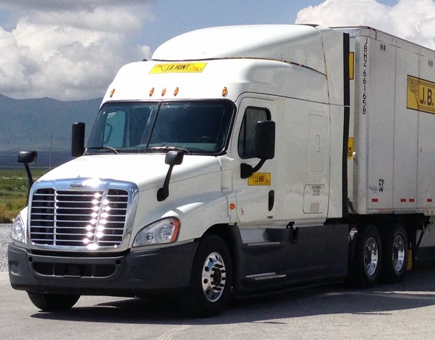JB Hunt background