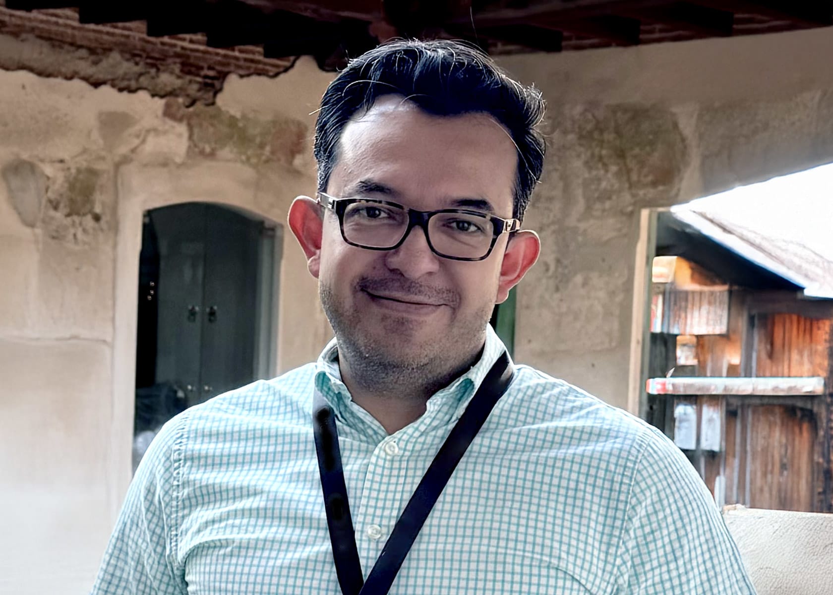 Headshot of Qlik Academic Program Ambassador, Gabriel Geovanni Navassi Díaz
